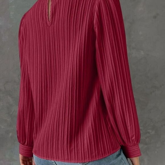 Women’s  Elegant Burgundy Blouse Size XL - Picture 3 of 10